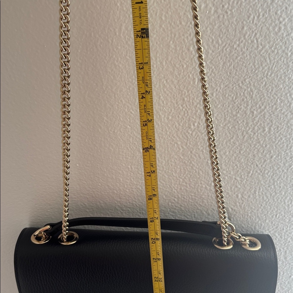 Gucci Interlocking GG Black Calfskin Leather Crossbody/Shoulder Bag - Picture 16 of 16
